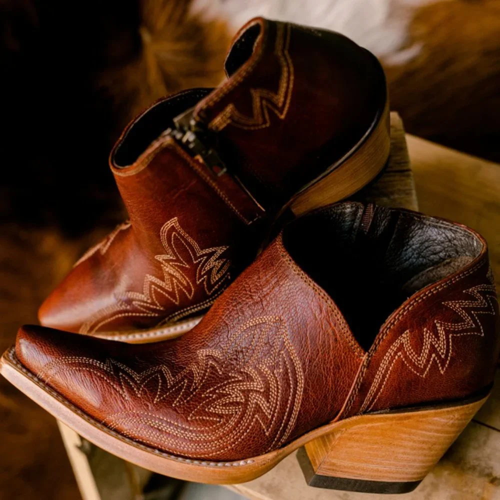 Brand New w/ Tags Ariat Jolene Snip-Toe Ankle Boot [Sedona] - Picture 4 of 11